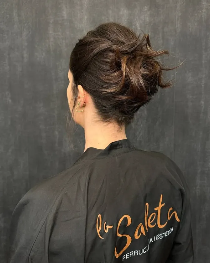 Nuvia Perruqueria Maquillatge – La Saleta Perruqueria