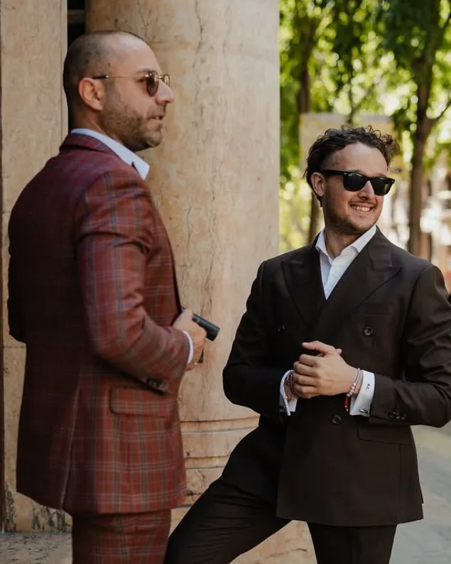 Nuvi – Sastreria Casanova