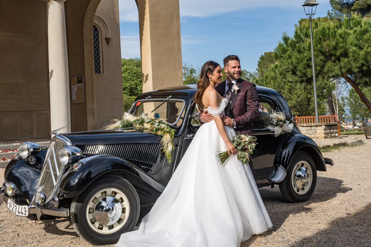 Elegància sobre rodes per al vostre casament