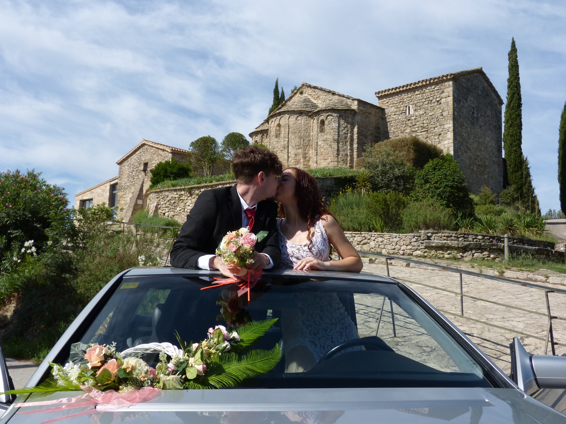 Elegància sobre rodes per al vostre casament