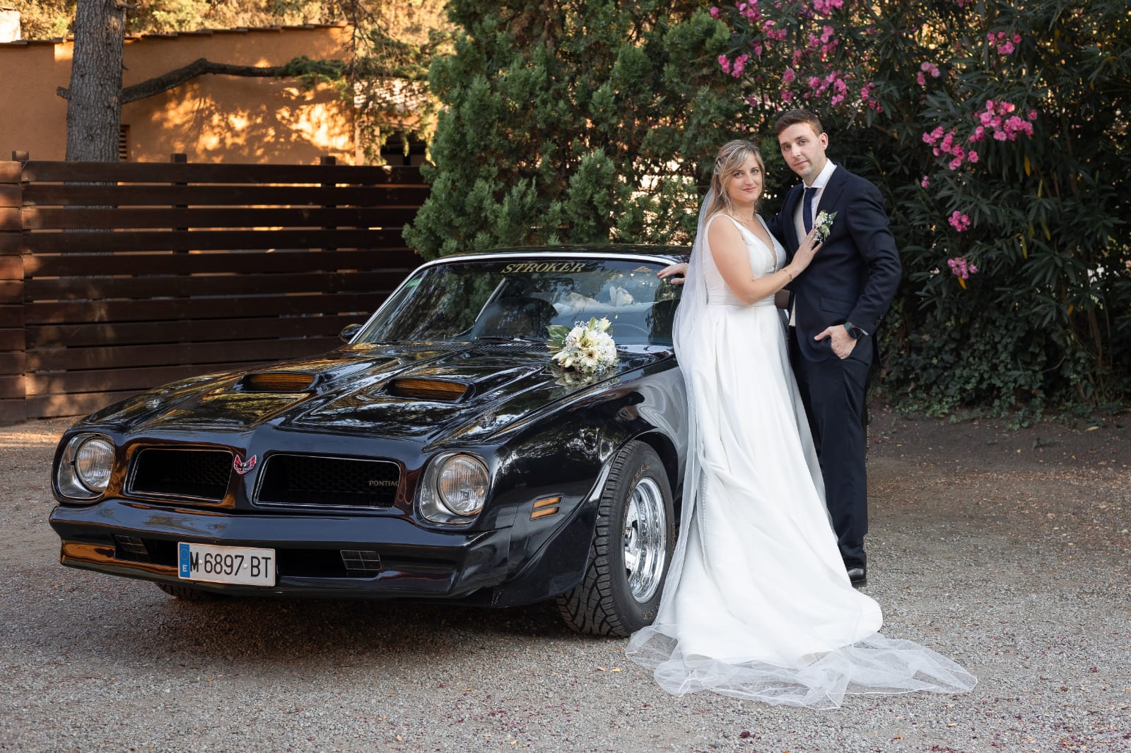 Elegància sobre rodes per al vostre casament