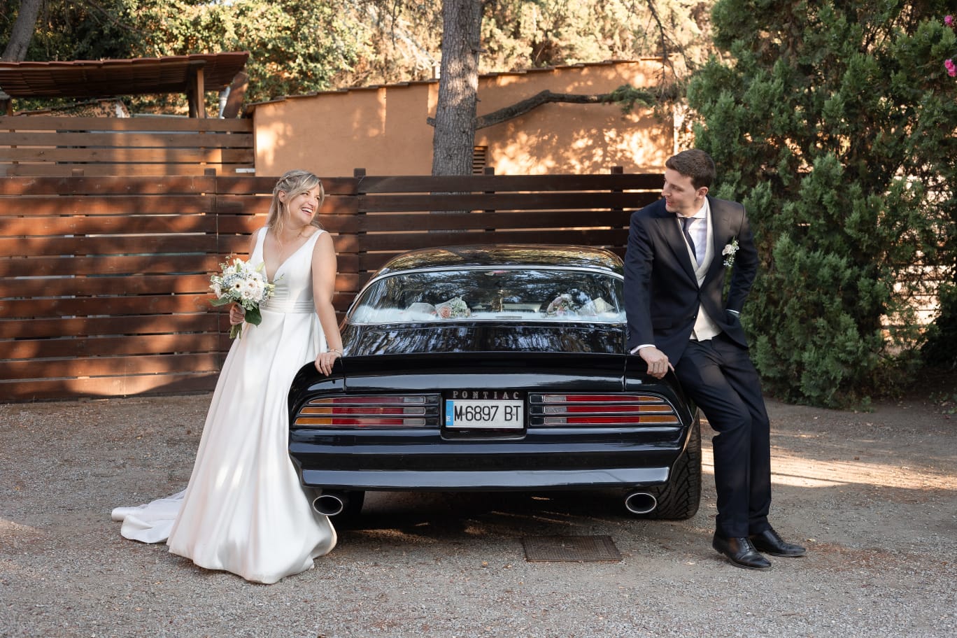 Elegància sobre rodes per al vostre casament