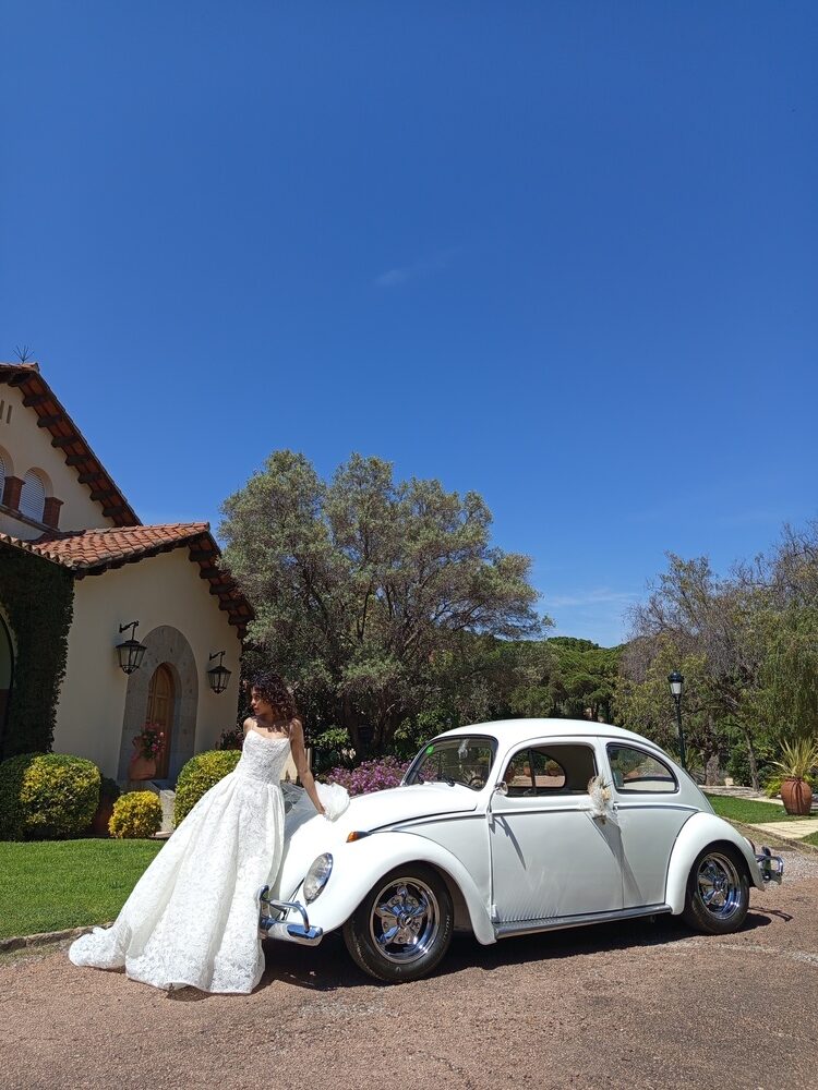 Elegància sobre rodes per al vostre casament