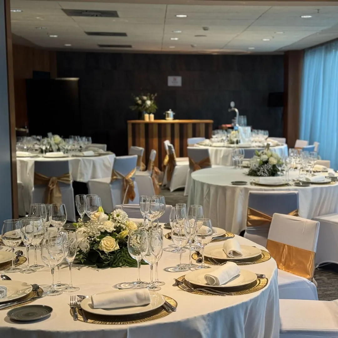 Badalona Tower Hotel<br />
