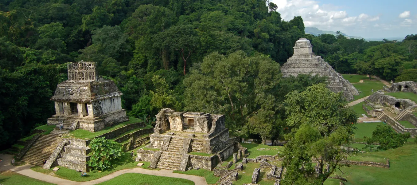 Serveis viatges de nuvis – Viajes Roes
