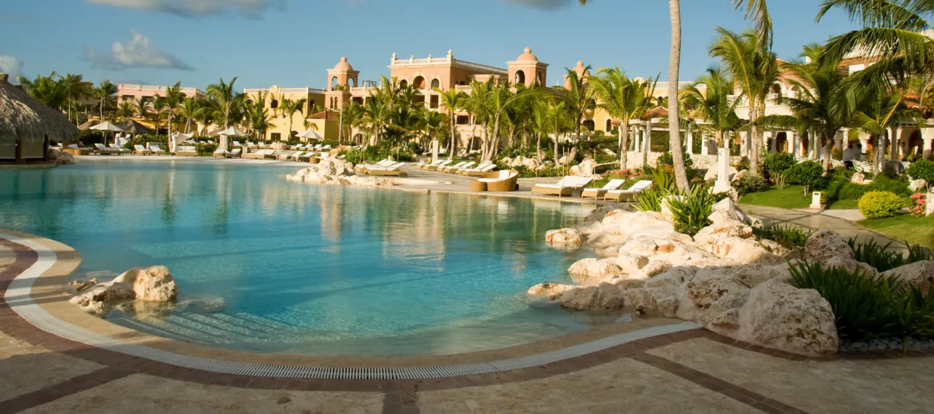 Serveis viatges de nuvis – Viajes Roes