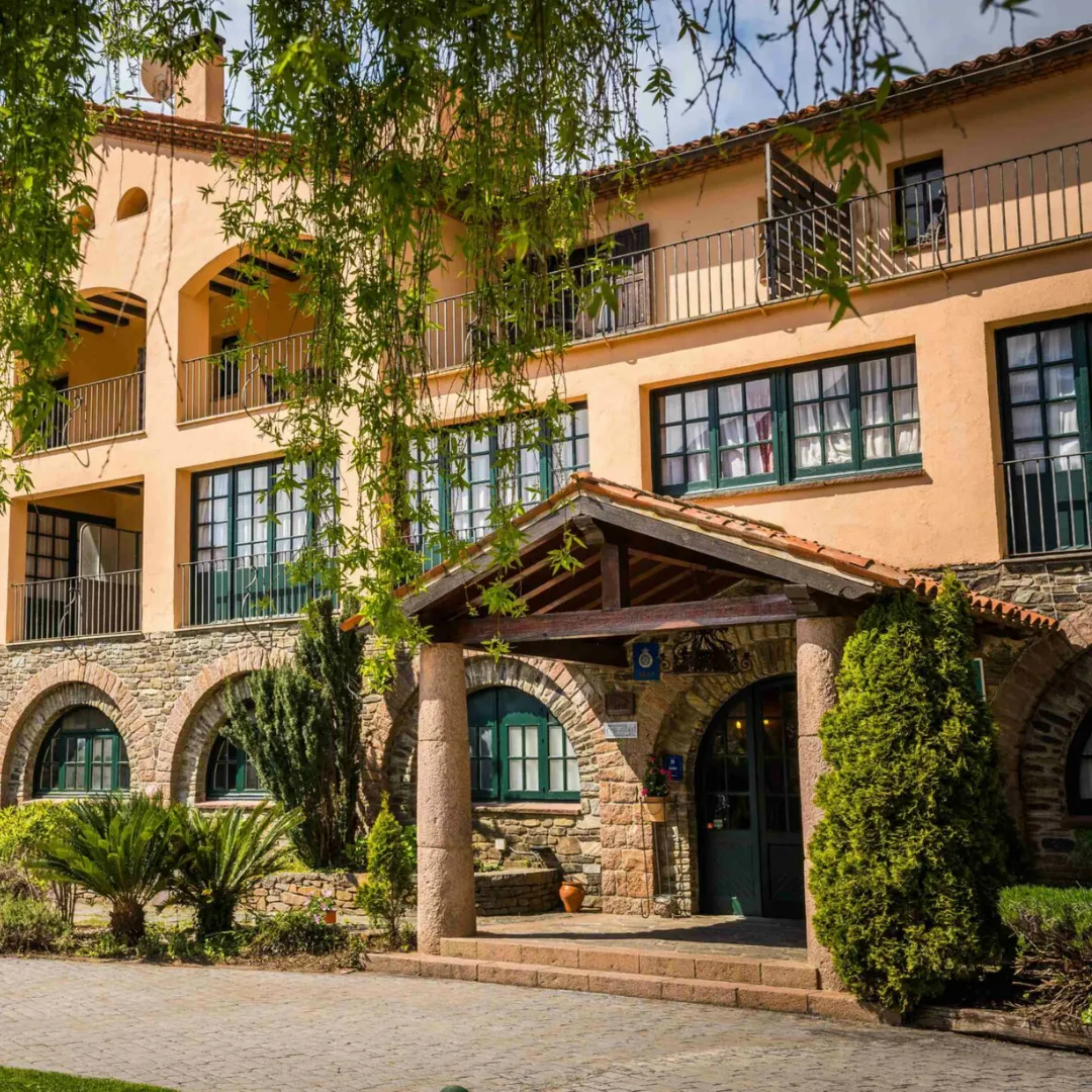 Hotel Sant Bernat Hotel Sant Bernat