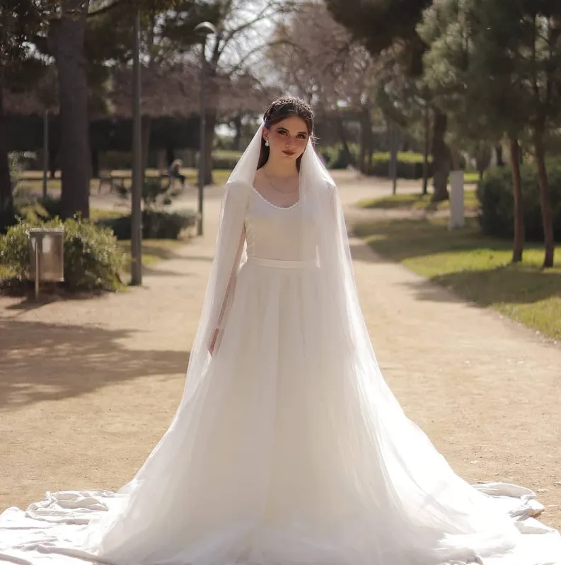 Núvia Bellesa – Fiona Cerón