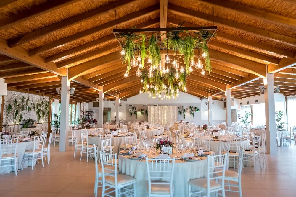 Banquet-restaurants-espais singulars Mirador de les Caves