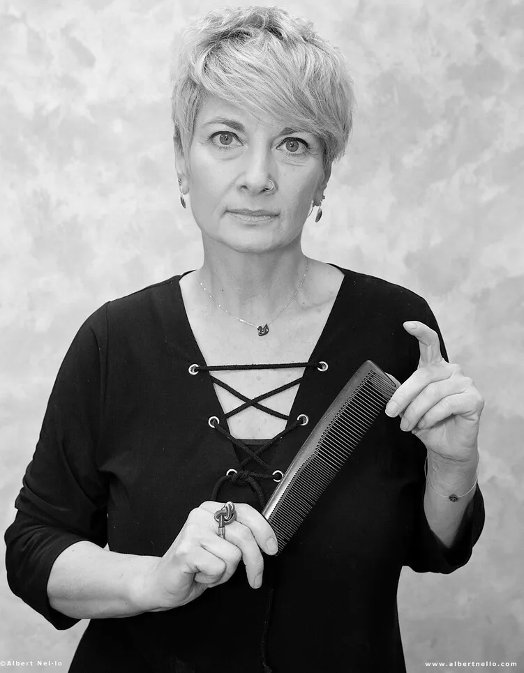 Oktober Perruquers- Bellesa