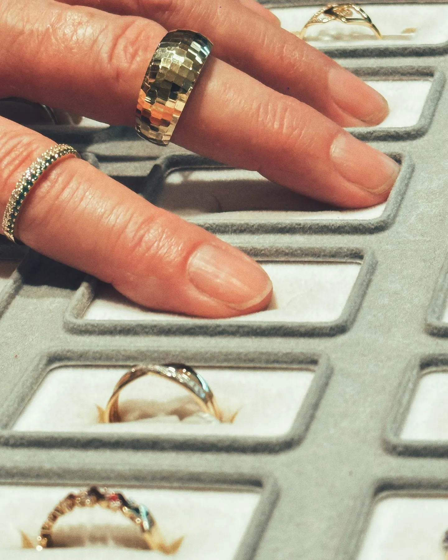 Núvia joieries – Joieria Rellotgeria Vinaixa