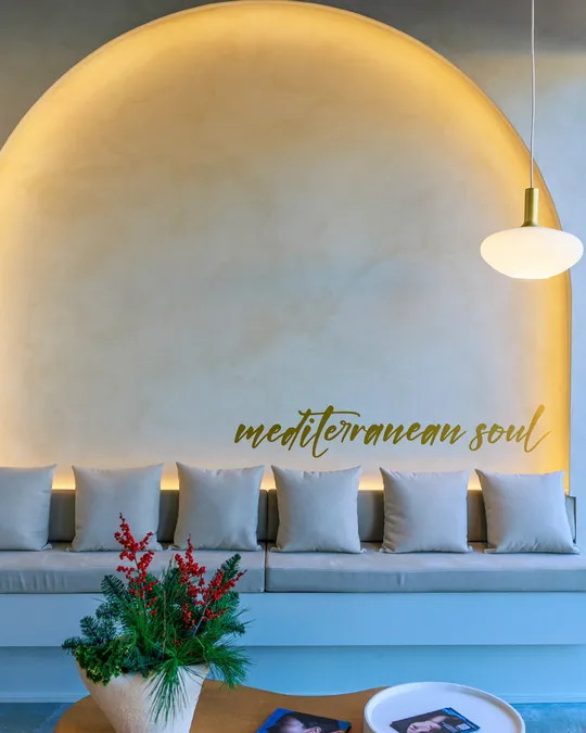 Bellesa-comiats – Monarc Salón