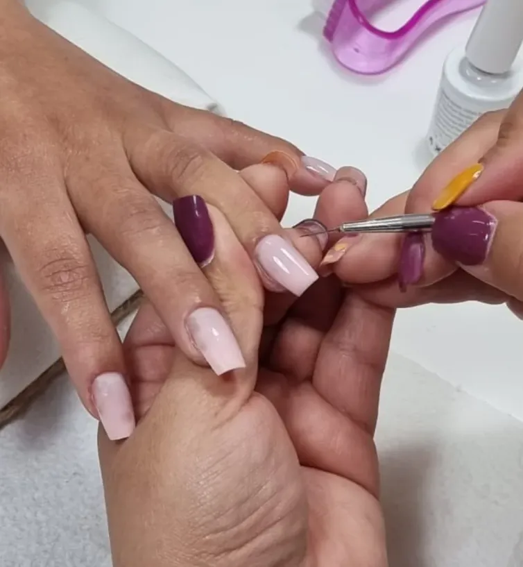 Núvia Bellesa – Nancy Nails