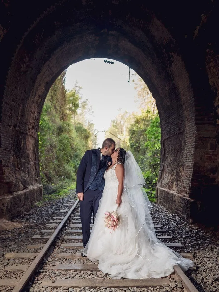 Núvia Vestits de Núvia – Novias Janna Atelier