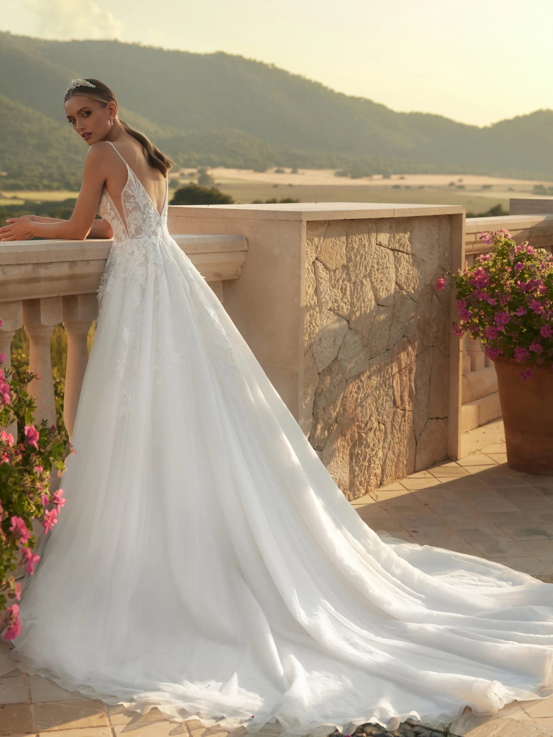 Núvia Vestits de Núvia – Novias Janna Atelier