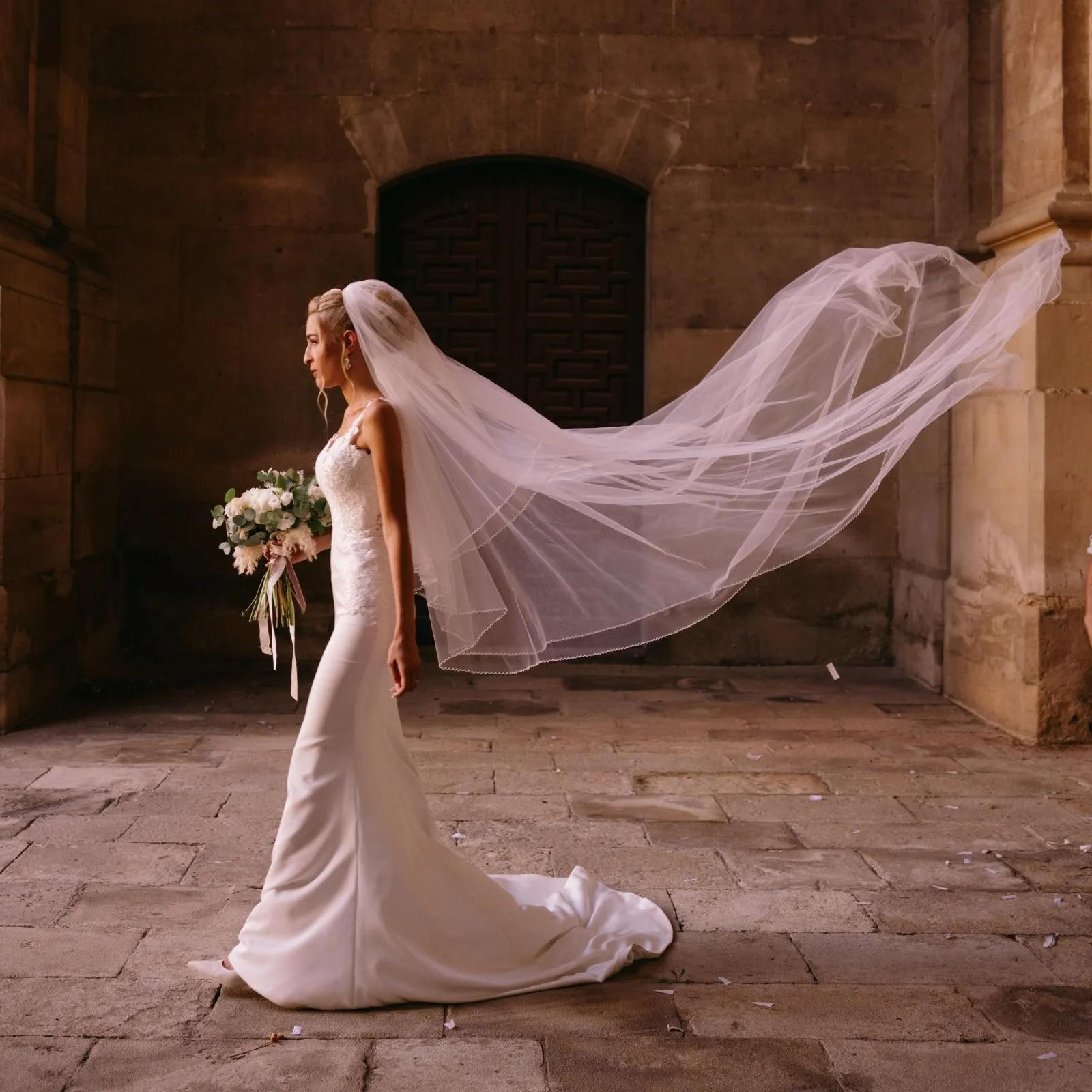 Núvia Vestits de Núvia – Novias Janna Atelier