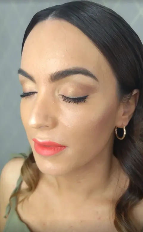 Núvia Bellesa – 9 Look